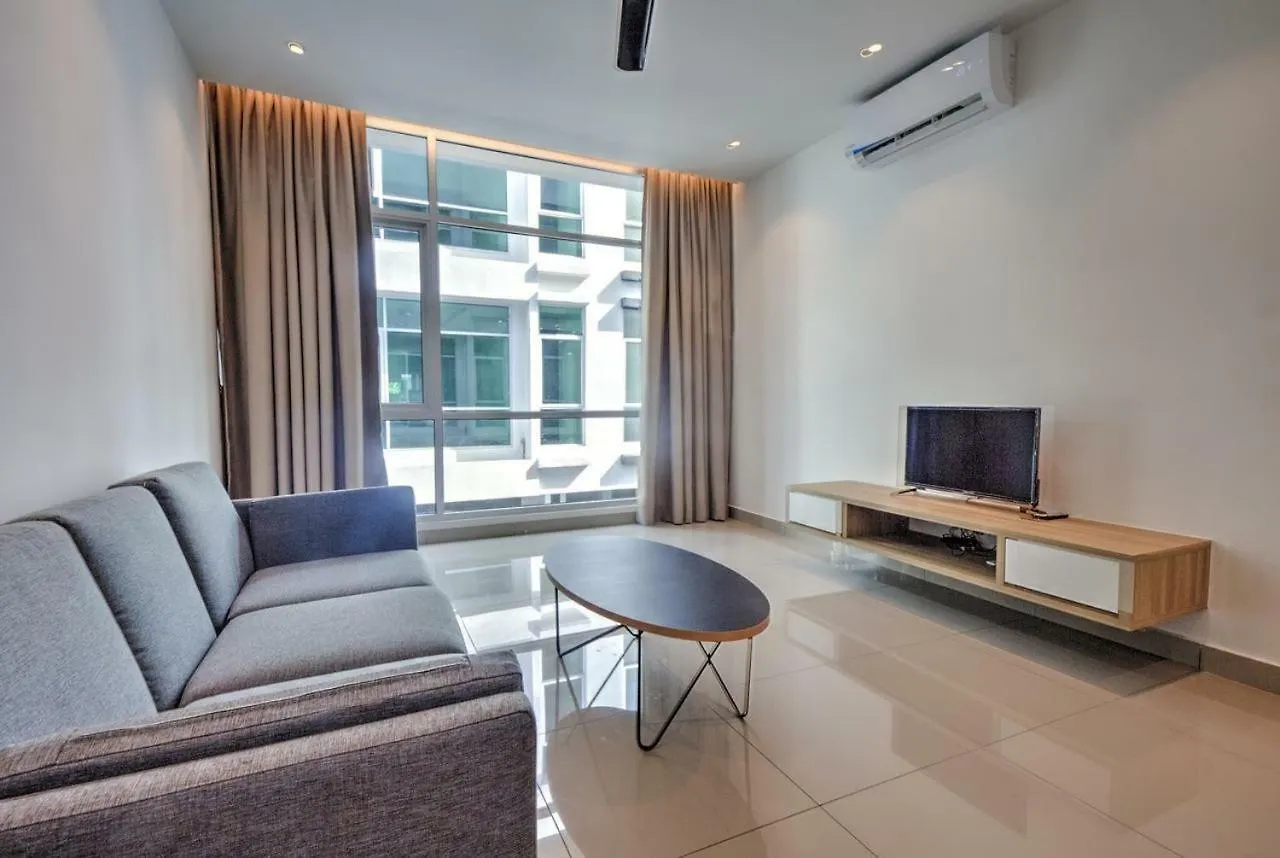 The Maven By Fifi Suite Balik Pulau Holiday home